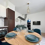 Apartment L'escale D'audry - Sur Cour Situe En Plein Coeur De Rochefort (Charente-Maritime)