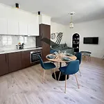 Apartment L'escale D'audry - Sur Cour Situe En Plein Coeur De Rochefort (Charente-Maritime)