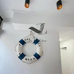 L'escale D'audry - Sur Cour Situe En Plein Coeur De Apartment Rochefort (Charente-Maritime)