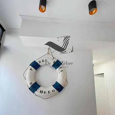 L'escale D'audry - Sur Cour Situe En Plein Coeur De Apartmán Rochefort (Charente-Maritime)