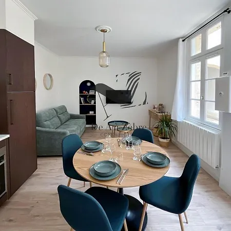 Appartement L'escale D'audry - Sur Cour Situe En Plein Coeur De *